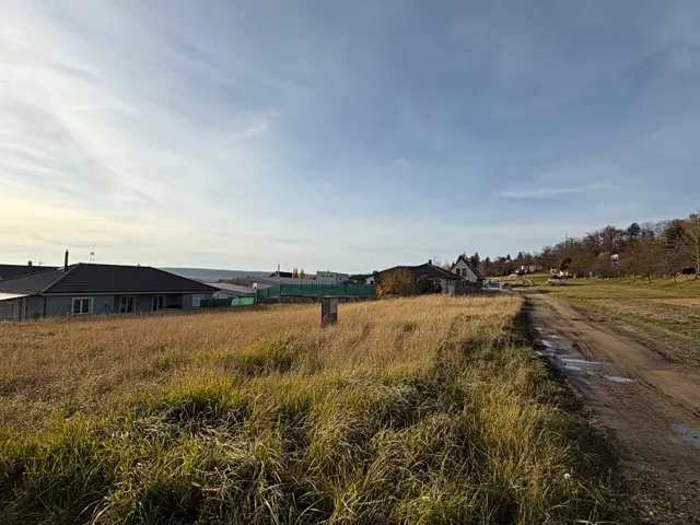 Prodej stavebního pozemku 1290 m²